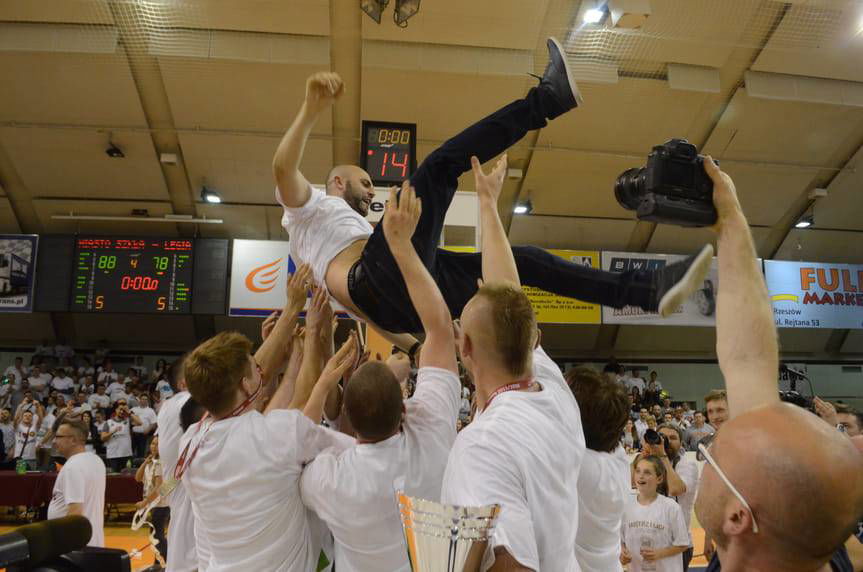 W Krośnie i powiecie krośnieńskim...