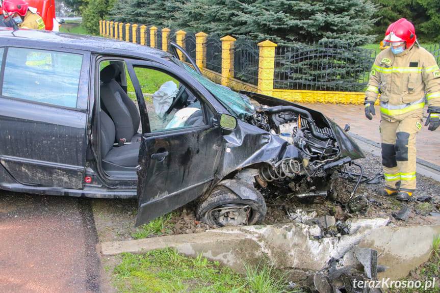 REGION. Uderzyła skodą w przepust