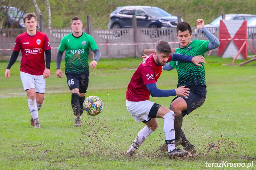Hat trick i dwa obronione karne w Krościenku Wyżnym