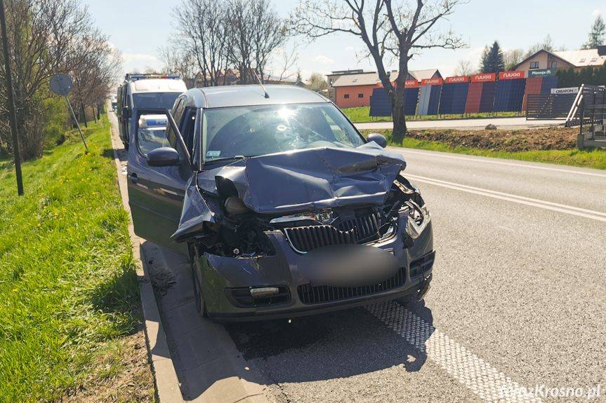 Kolizja na Bieszczadzkiej. Wjechał w tył śmieciarki