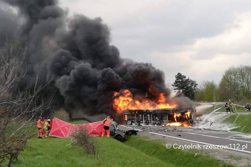 REGION. Tragiczny wypadek na DK77
