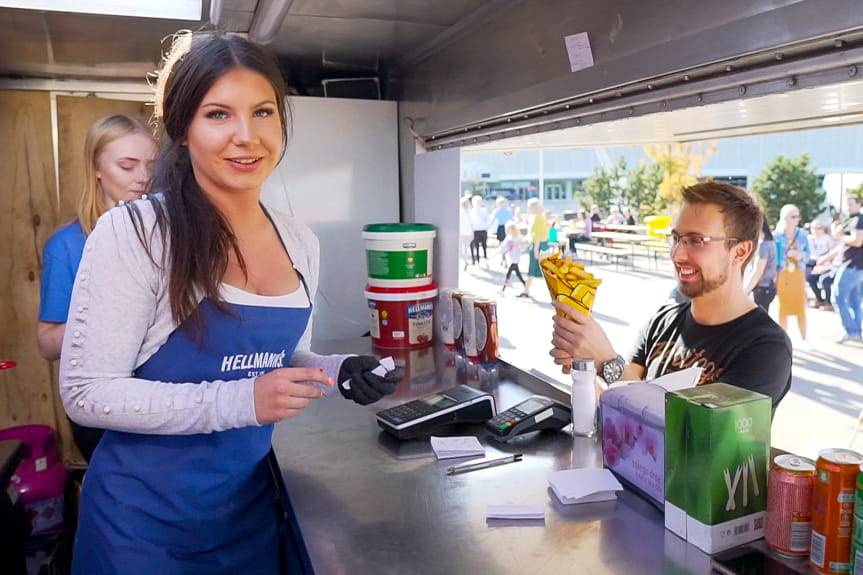Dachowanie seata na Lotników w Krośnie
