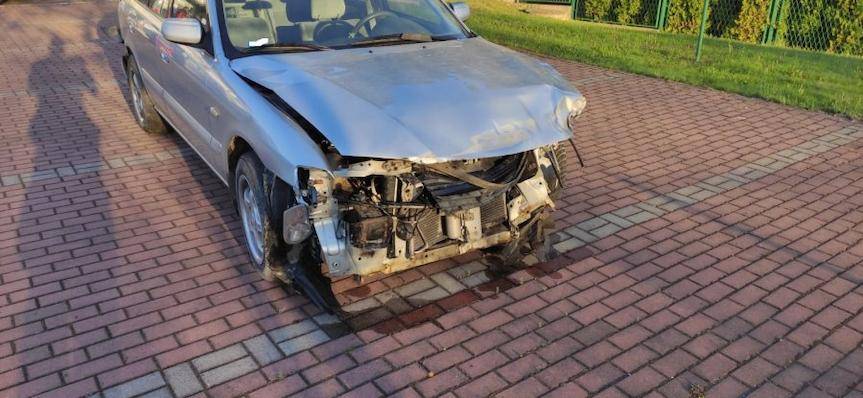 REGION. Powybijane szyby i uszkodzony samochód