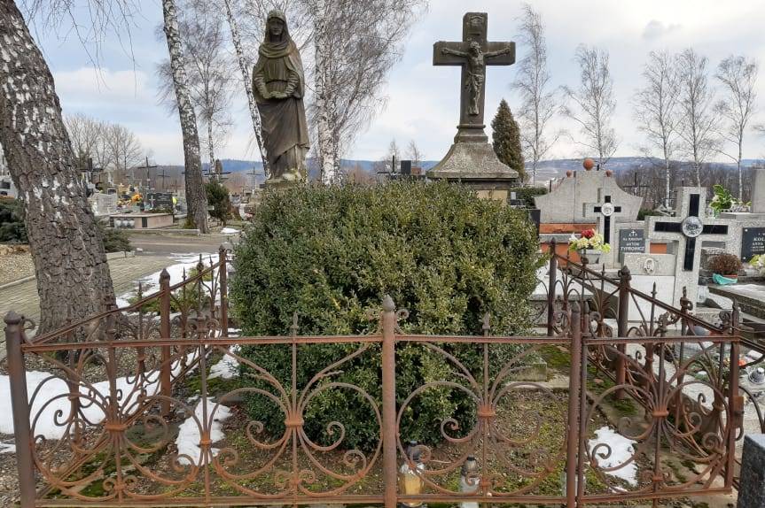 Pieniądze na remont zabytkowych nagrobków