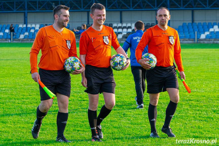 Nafta gromi Beskid 8:1