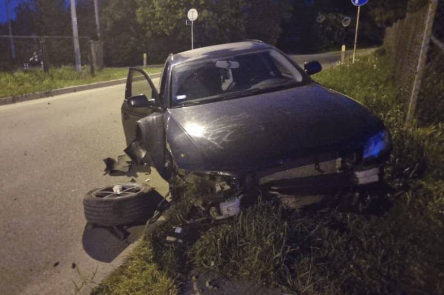 REGION. W terenie zabudowanym jechał 120 km/h, był pijany i spowodował kolizję