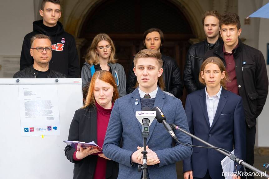 Młodzież w Krośnie jednoczy się "technicznie". Ponad podziałami partyjnymi