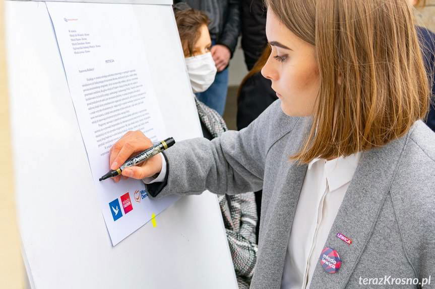 Młodzież w Krośnie jednoczy się "technicznie". Ponad podziałami partyjnymi