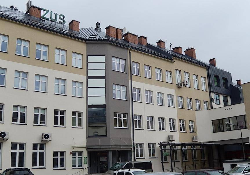 ZUS na Podkarpaciu wypłacił "trzynastki" dla ponad 435 tys. osób