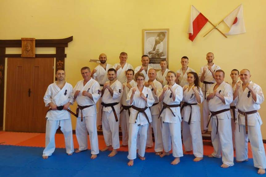 Nowi instruktorzy w Krośnieńskim Klubie Kyokushin Karate