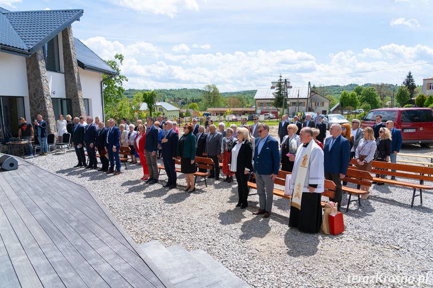 Pałac w centrum wsi. W Łękach Dukielskich otwarto centrum kultury