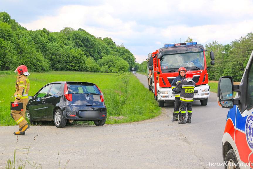 Zderzenie daewoo i fiata w Lubatówce