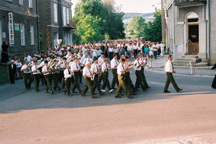 Poświęcenie kaplicy bp. Józefa Sebastiana Pelczara w Korczynie - 25 lat temu 
