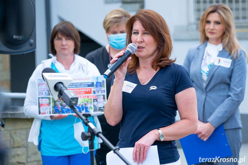 Pielęgniarki protestowały przed szpitalem w Krośnie