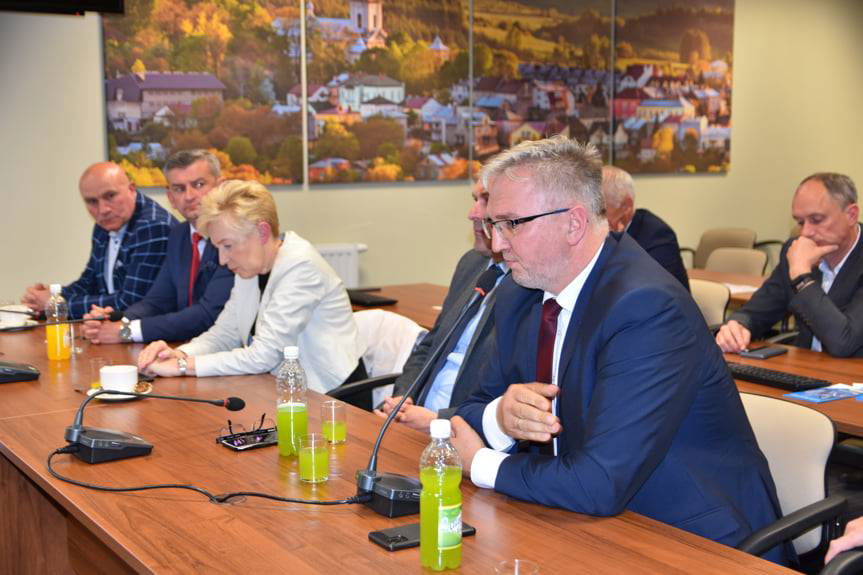 Rymanów. Rozmowy o problemach samorządów z ministrem Cieślakiem