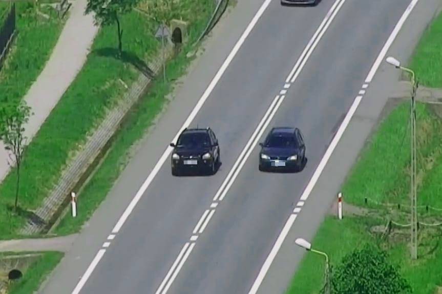 Policyjny dron już namierza piratów drogowych. Pierwsze mandaty i punkty karne na koncie kierowców