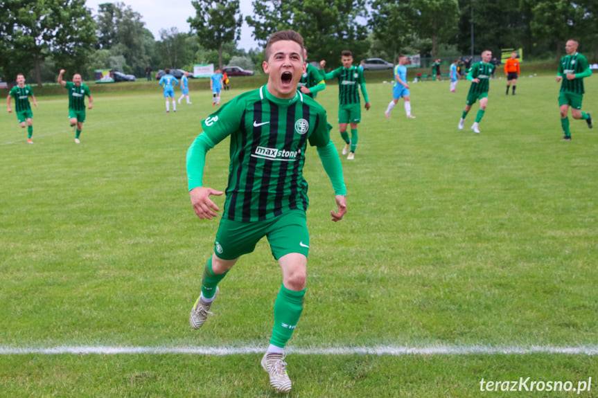 Wyszarpane zwycięstwo piłkarzy Zamczyska 