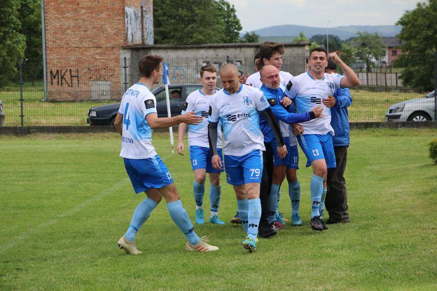 Piłkarska środa w klasie okręgowej