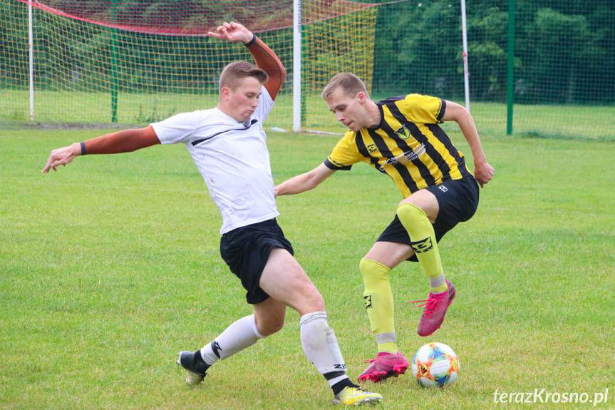 Emocje i 4 bramki w derbach gminy Iwonicz-Zdrój