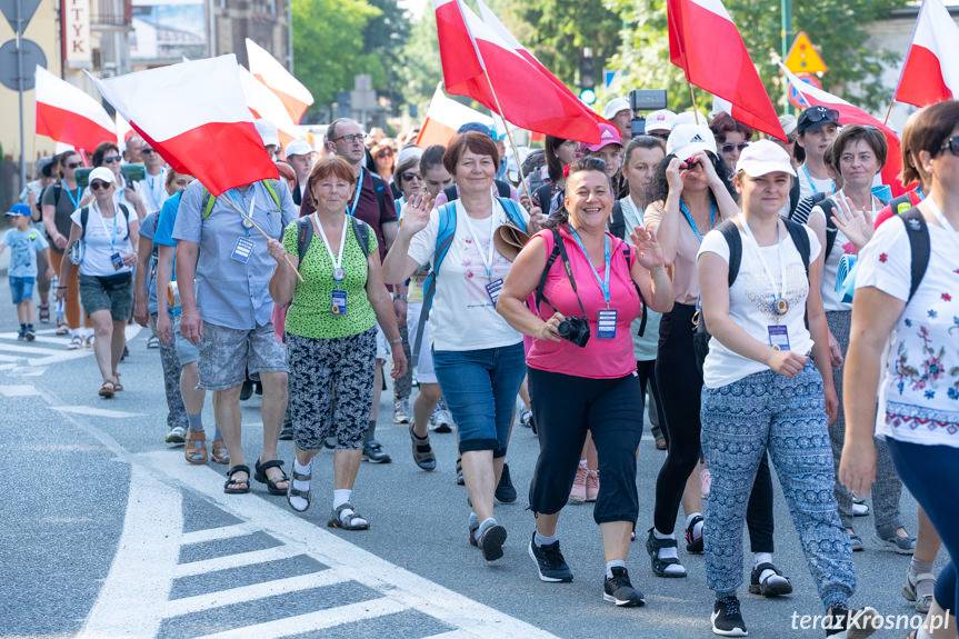 Pielgrzymi wyruszyli z Krosna na Jasną Górę