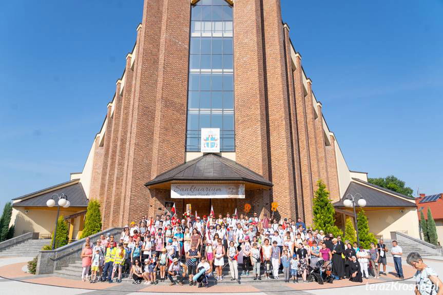 Pielgrzymi wyruszyli z Krosna na Jasną Górę