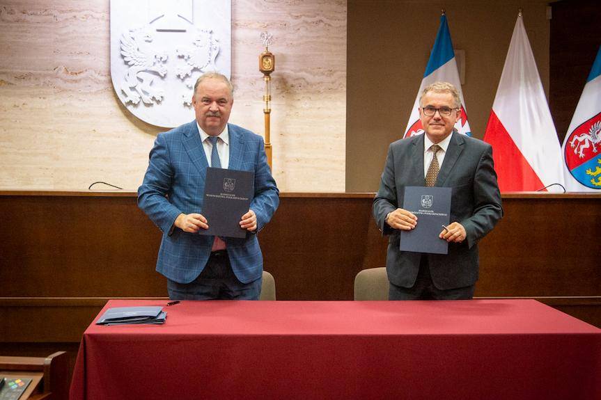 Pieniądze od marszałka dla KPU w Krośnie