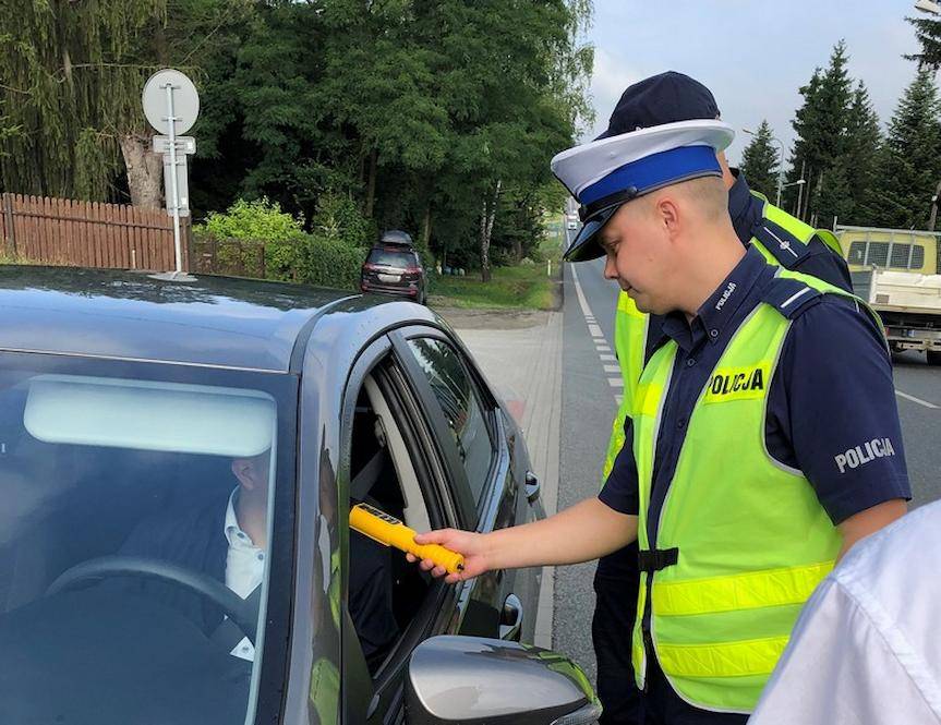Pijany poranek na drogach powiatu krośnieńskiego