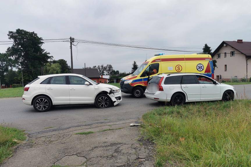 Zderzenie i potrącenie w Odrzykoniu