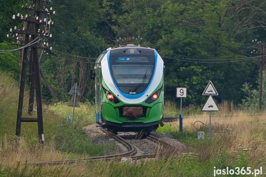 REGION. Zderzenie samochodu osobowego z szynobusem w Szebniach