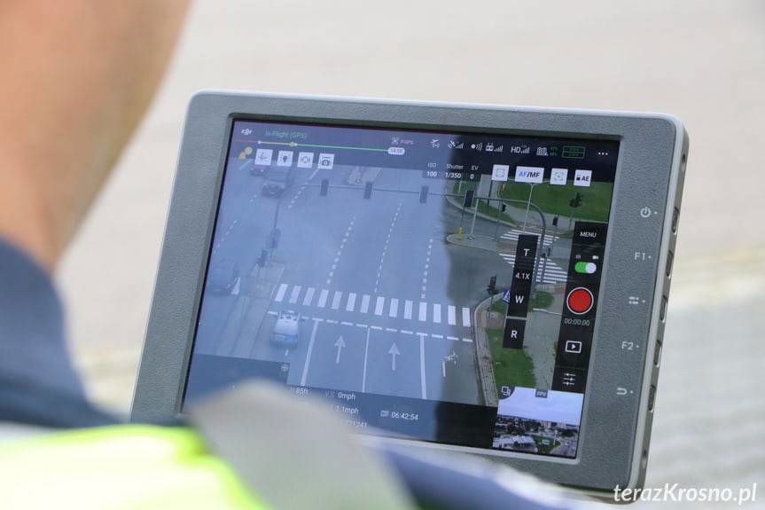 Policyjny dron z Rzeszowa na akcji w Krośnie