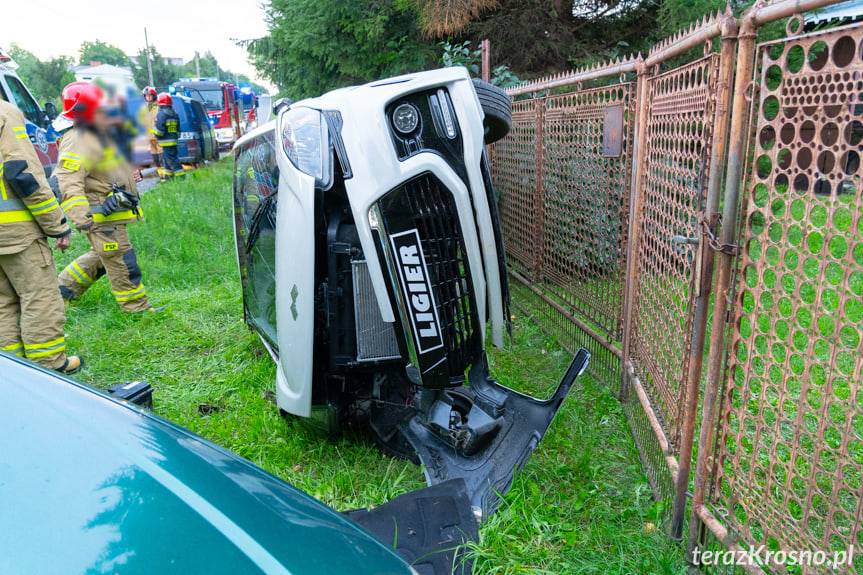 Kolizja w Dobieszynie na zakręcie