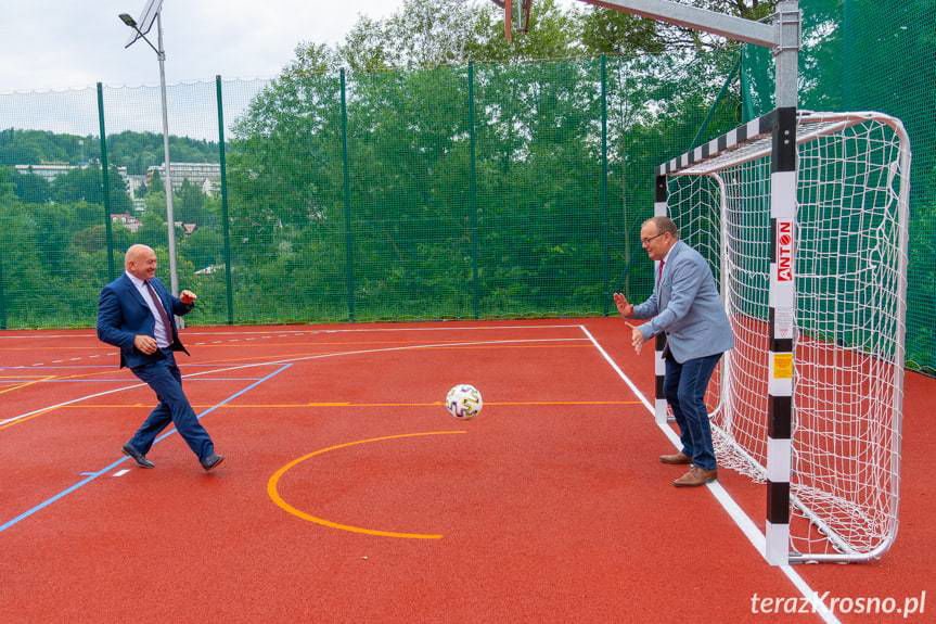 Boisko przy "Gastronomiku" oficjalnie otwarte