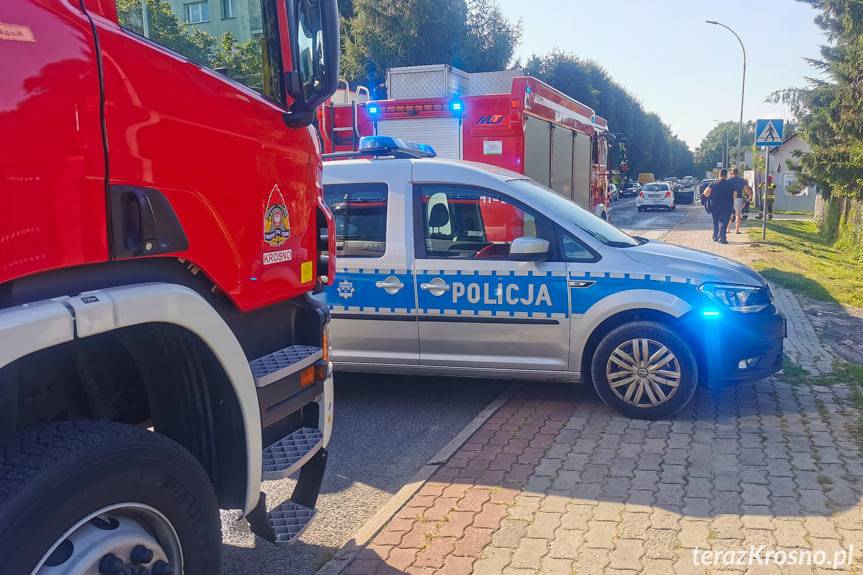 Pijany kierowca spowodował kolizję, po czym uciekł z miejsca zdarzenia