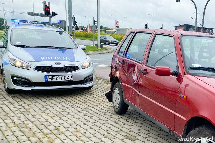 Zderzenie fiata i hyundaia na Bieszczadzkiej