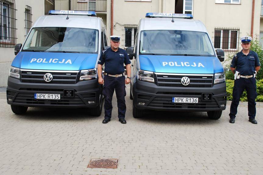 Nowy radiowóz dla krośnieńskiej drogówki