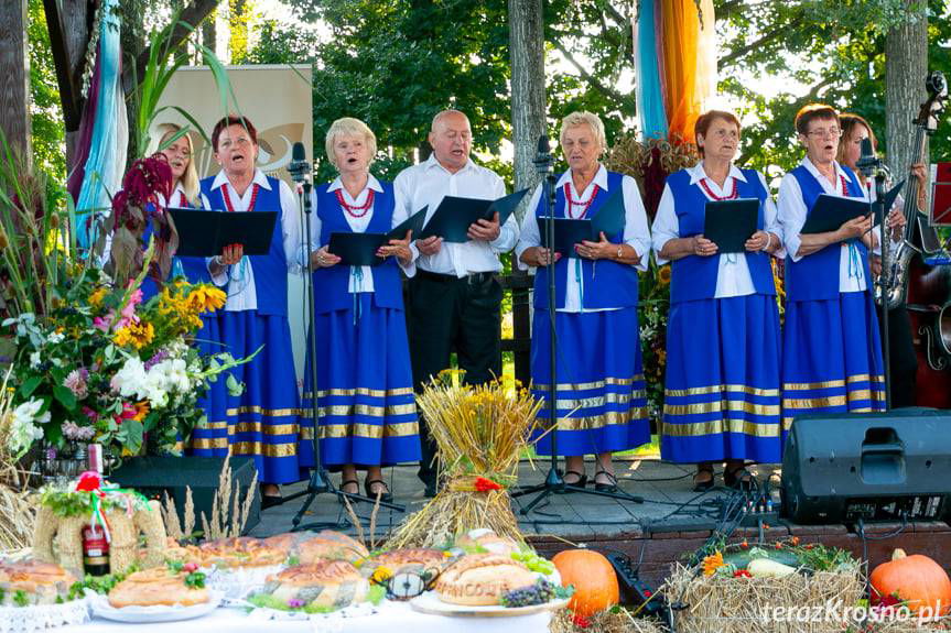 Dożynki w Zręcinie 