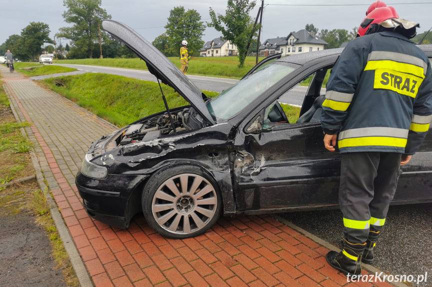 Zderzenie dwóch samochodów w Teodorówce