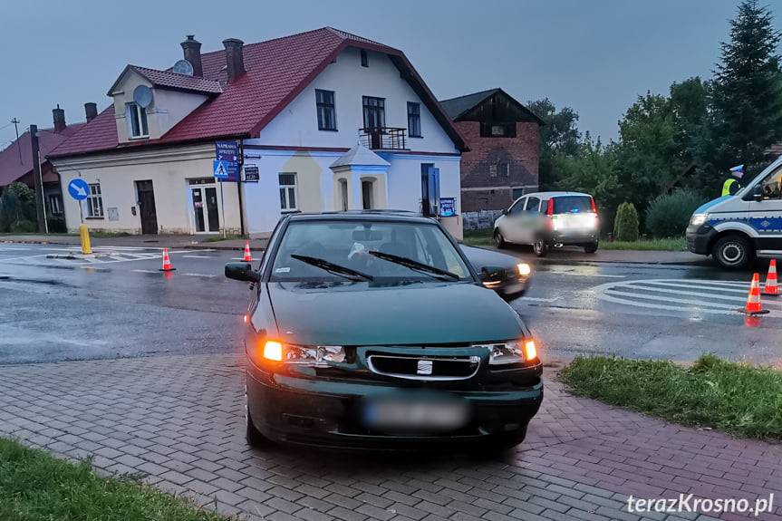 Zderzenie seata z fiatem na Krakowskiej w Krośnie