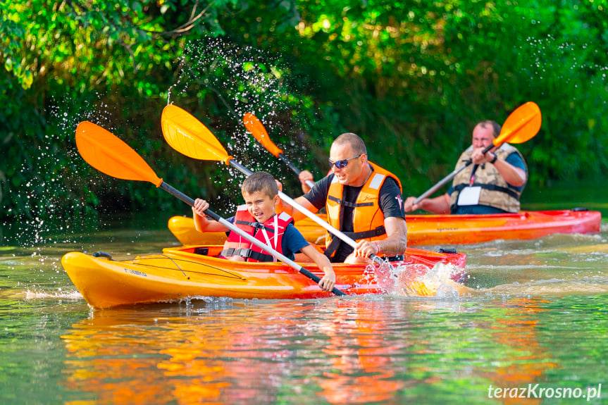 Zawody kajakowe w Wojkówce 