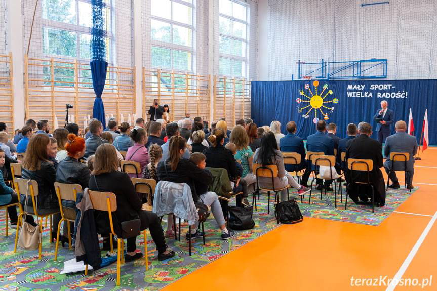 Piękny prezent dla uczniów z Lubatówki 