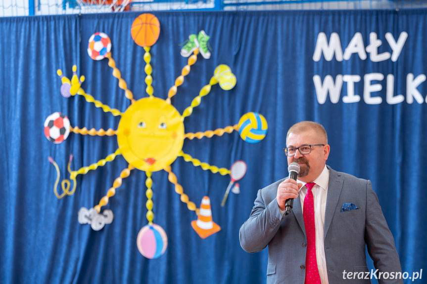 Piękny prezent dla uczniów z Lubatówki 