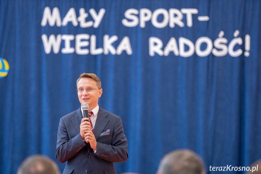 Piękny prezent dla uczniów z Lubatówki 