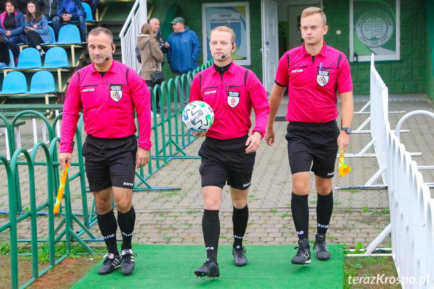 9 żółtych i 2 czerwone kartki w Odrzykoniu