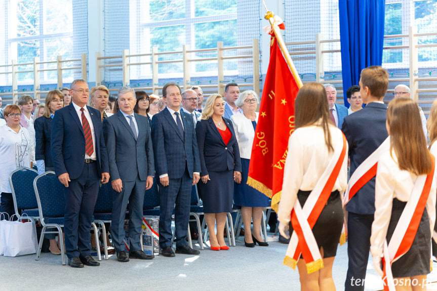 W Zalesiu otwarto nową salę gimnastyczną