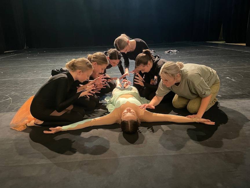 "O czym myśli świat" - spektakl na rzecz Opłatka Maltańskiego