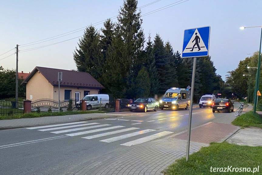 Rowerzysta wjechał pod samochód