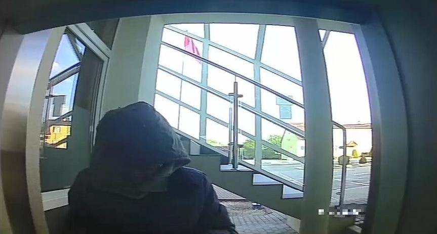 REGION. 74-latek chciał wysadzić bankomat