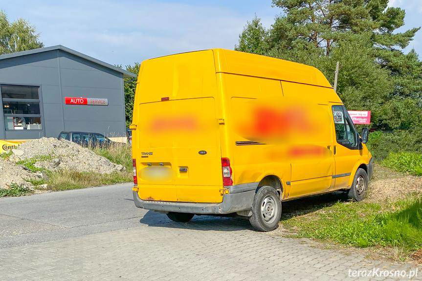 Zderzenie dwóch samochodów na al. Jana Pawła II