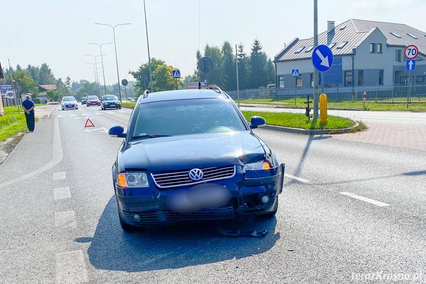 Zderzenie dwóch samochodów na al. Jana Pawła II