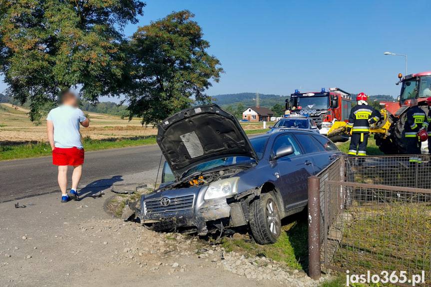[REGION] Wypadek we Wróblowej, trzy osoby w szpitalu